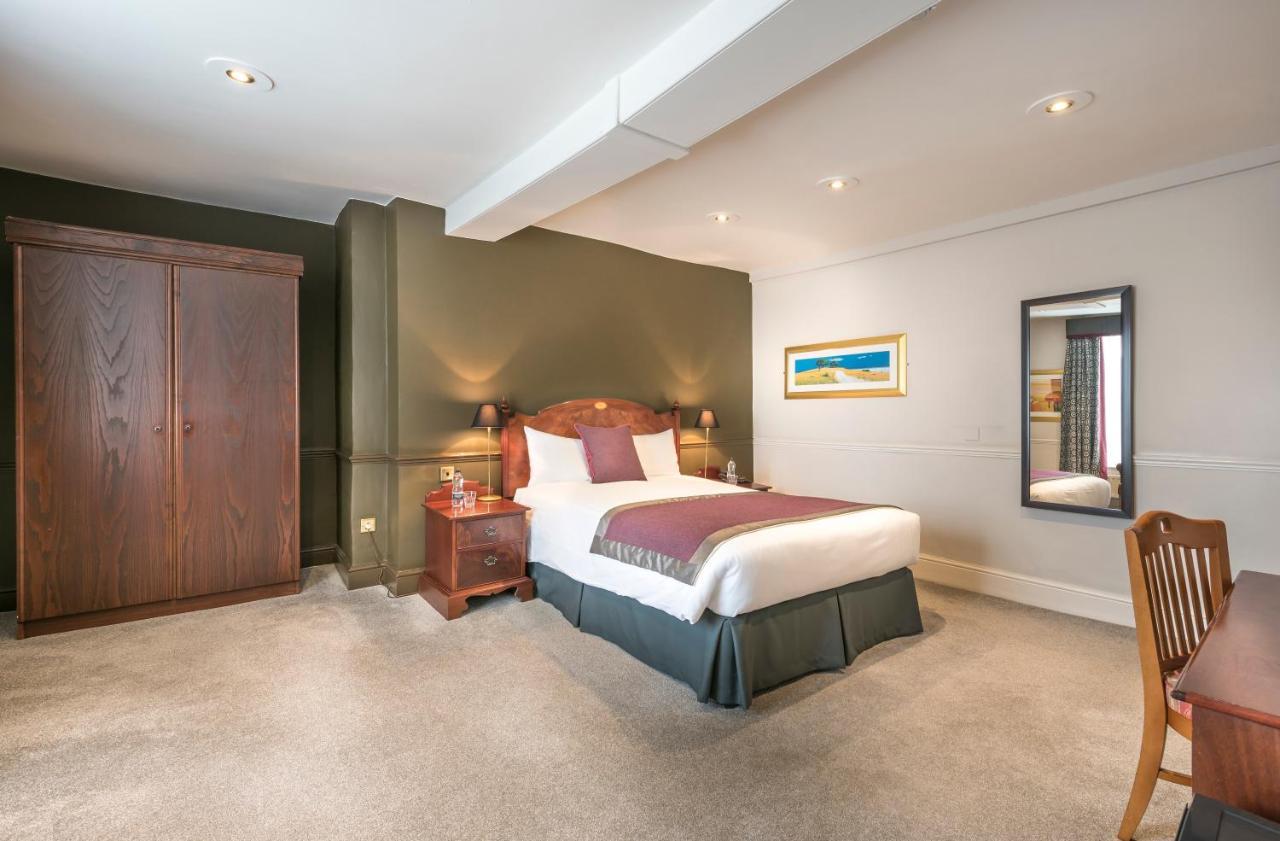 The Swan Hotel, Stafford, Staffordshire Екстериор снимка