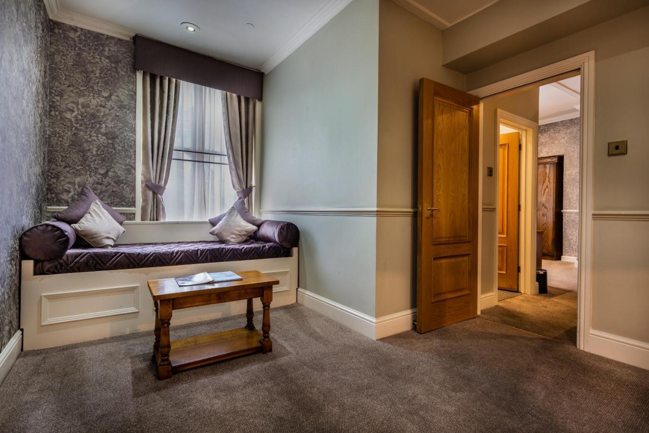 The Swan Hotel, Stafford, Staffordshire Екстериор снимка